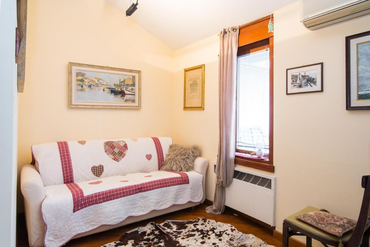 La Mansarda Delle Meraviglie B&B Superior Trieste Ngoại thất bức ảnh