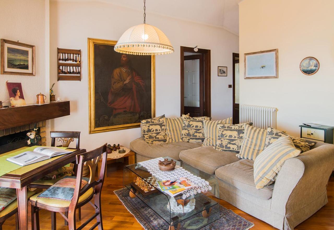 La Mansarda Delle Meraviglie B&B Superior Trieste Ngoại thất bức ảnh