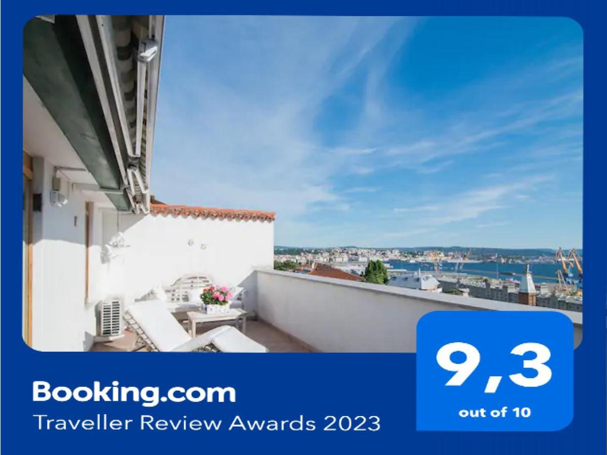 La Mansarda Delle Meraviglie B&B Superior Trieste Ngoại thất bức ảnh