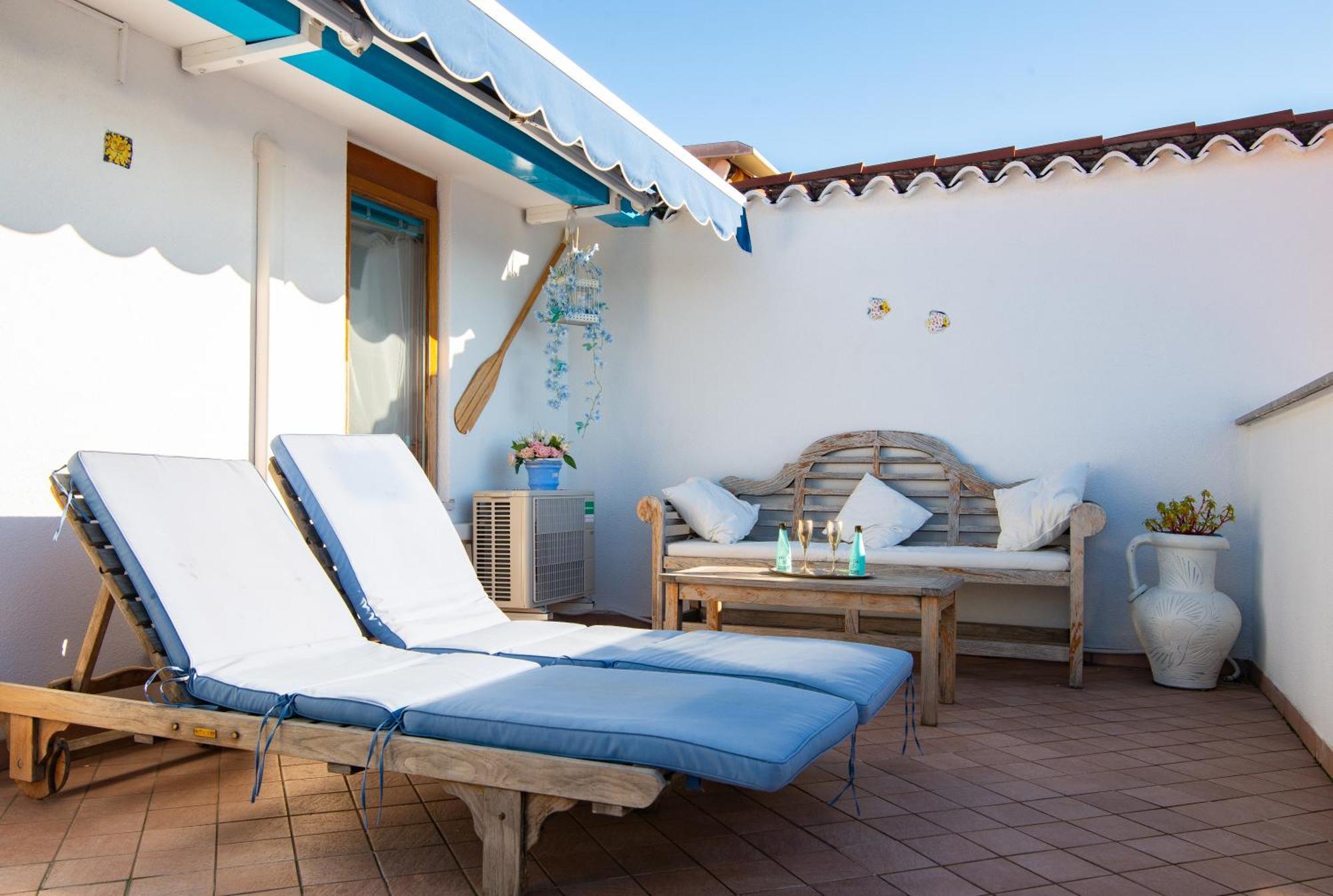 La Mansarda Delle Meraviglie B&B Superior Trieste Ngoại thất bức ảnh